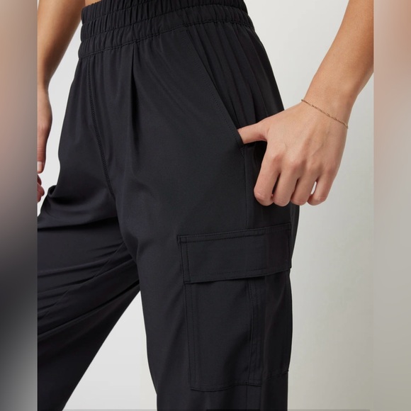 Vuori Villa Cargo Jogger - Picture 4 of 13